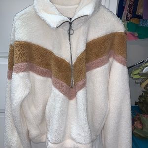 Fluffy Abercrombie Pullover